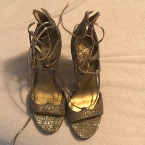 Sparkling gold heels